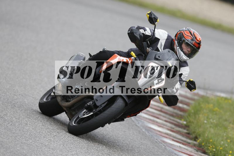 Archiv-2025/22 06.06.2025 DISCOVER the BIKE ADR/Bike 2 gelb/64